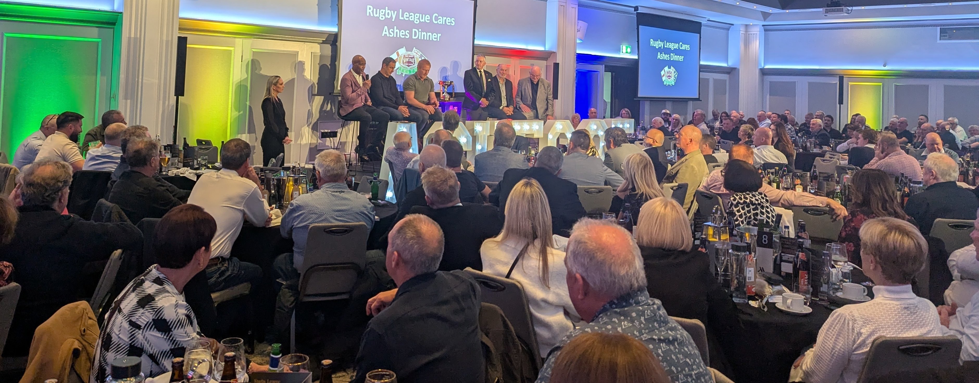 PXL_20251107_214640686